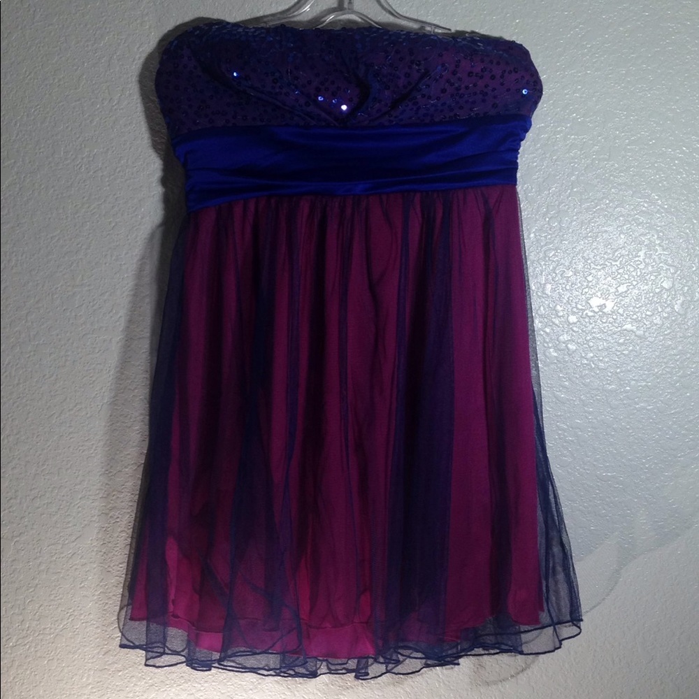 FINAL MARKDOWN JUNIORS' Byline Strapless Prom/Party dress 11